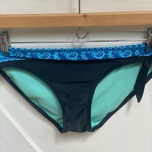 Athleta swim bottoms size small